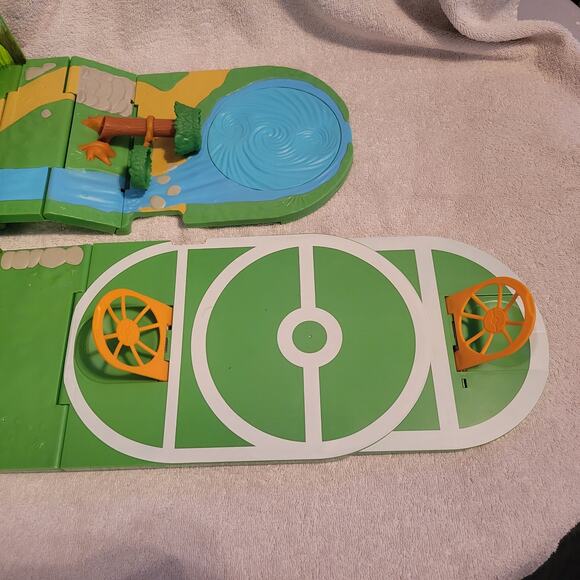 Pokémon Carry Case Playset Backpack Battle Area Cave Tree Water Incomplete - Picture 4 of 9